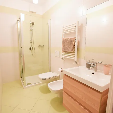 Karol Wojtyla Airport Guest house